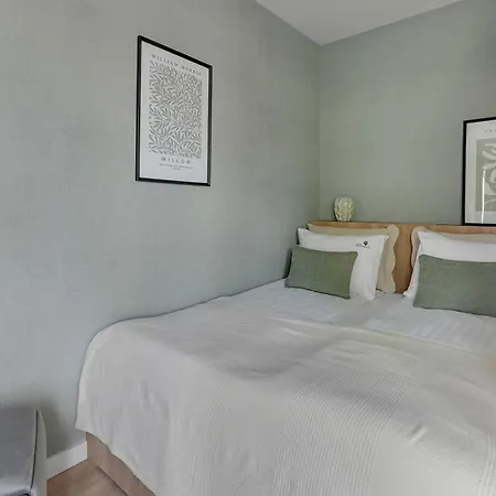 Portovo Riverside By Lion Apartment *