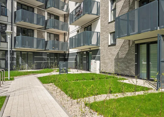 Portovo Riverside By Lion * 格但斯克